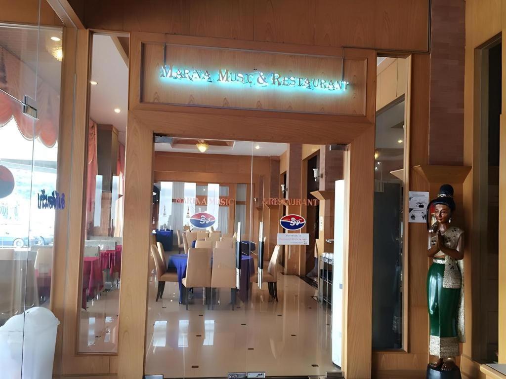 瑞驰酒店 暖武里 外观 照片